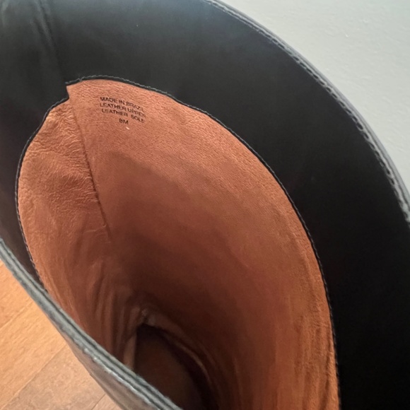 Michael Kors leather boots, size 8 - Picture 3 of 4